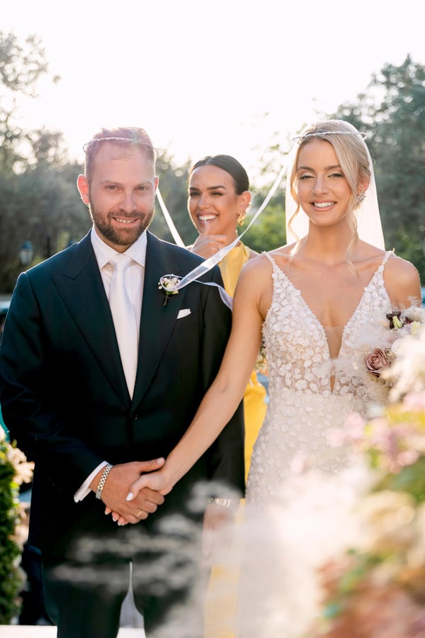 Boho Chic Summer Wedding In Athens With Romantic Tones