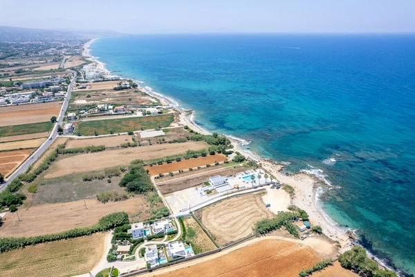 Celebrate An Unforgettable Seaside Wedding At Thalasses Villas