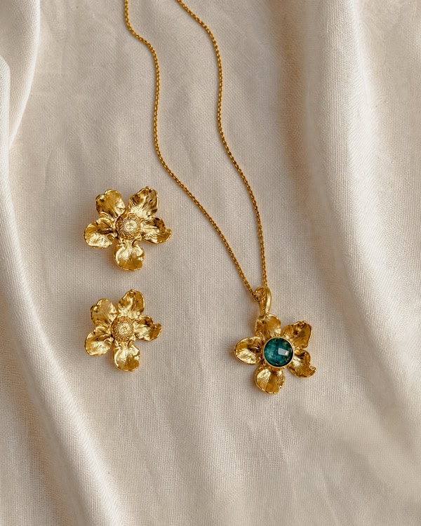 Daisy Field Eli Persephone Thallo Wedding Jewelry