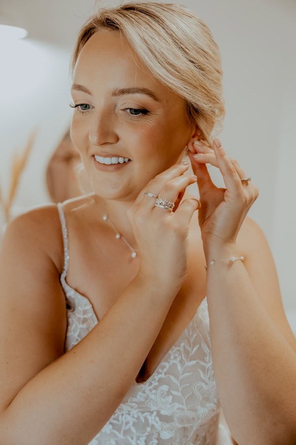 Destination Wedding At Vasilias Nikoklis Inn With Roses And Lisianthus