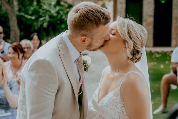 Destination Wedding At Vasilias Nikoklis Inn With Roses And Lisianthus