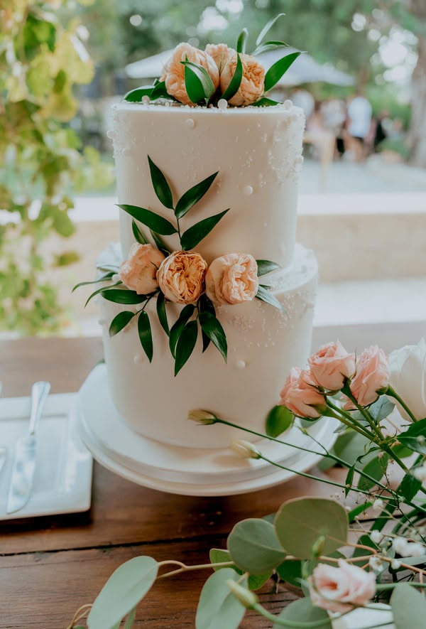 Destination Wedding At Vasilias Nikoklis Inn With Roses And Lisianthus