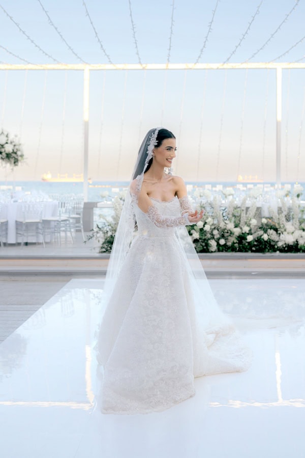 Dreamy Beach Wedding White Decoration