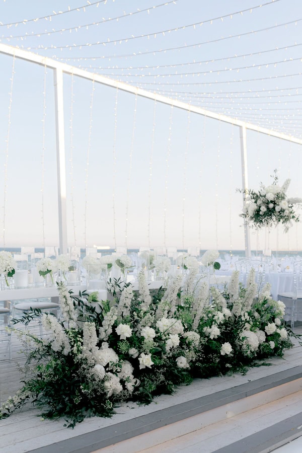 Dreamy Beach Wedding White Decoration