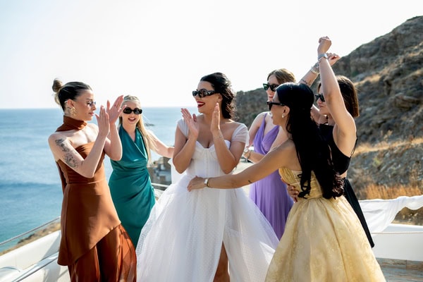 Romantic Wedding Kythnos White Blue Colors