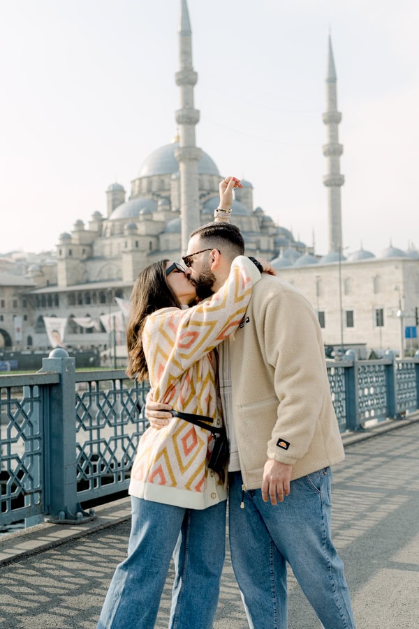 Special Couple Photoshoot In The Heart Of Istanbul