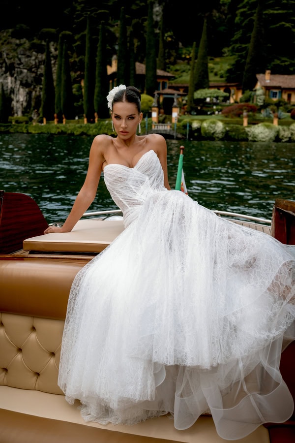 Stylish Bridal Collection From Complice Stalo Theodorou That Will Impress You