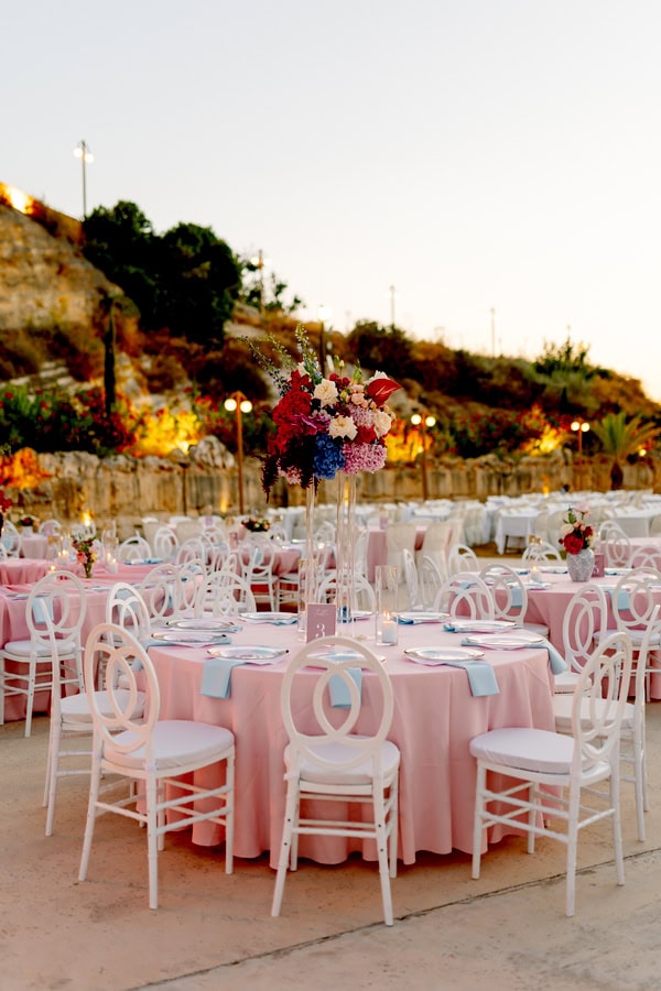 Modern Chic Wedding Bold Floral Design