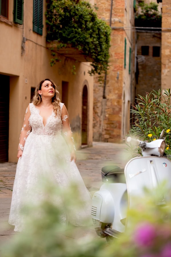 Next Day Photoshoot In Tuscany Streets
