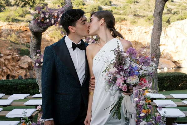 Ονειρεμένο garden styled shoot με παστέλ αποχρώσεις και εντυπωσιακά florals Ονειρεμένο garden styled shoot με παστέλ αποχρώσεις και εντυπωσιακά florals