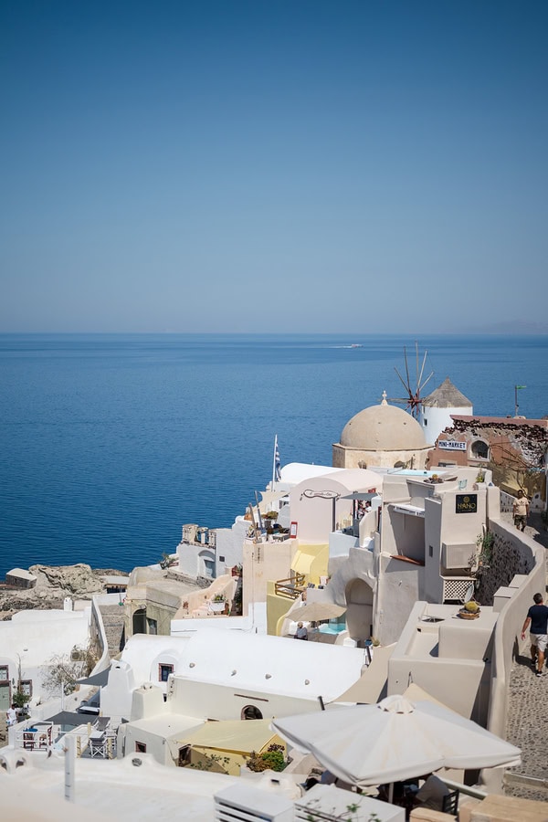 Romantic Summer Elopement Santorini Caldera Views