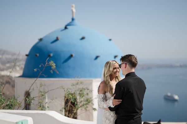 Romantic Summer Elopement Santorini Caldera Views
