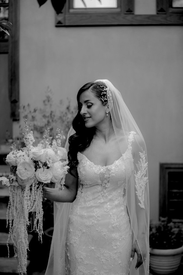Romantic Summer Wedding White Flowers Veria