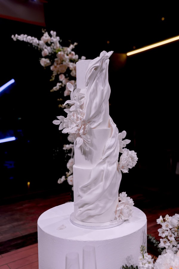 Romantic Summer Wedding White Flowers Veria