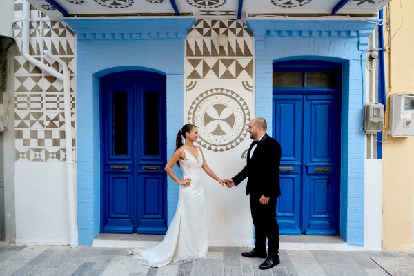 Romantic Wedding In Chios With White Flowers