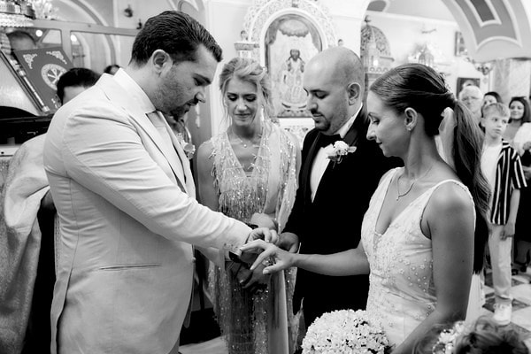 Romantic Wedding In Chios With White Flowers