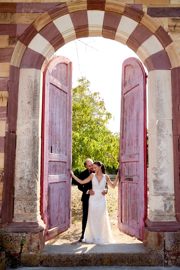 Romantic Wedding In Chios With White Flowers