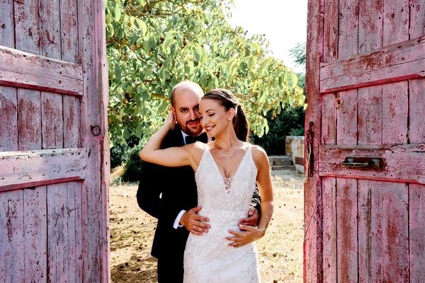 Romantic Wedding In Chios With White Flowers