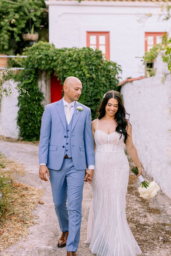 Timeless Chic Wedding White Florals Laconia