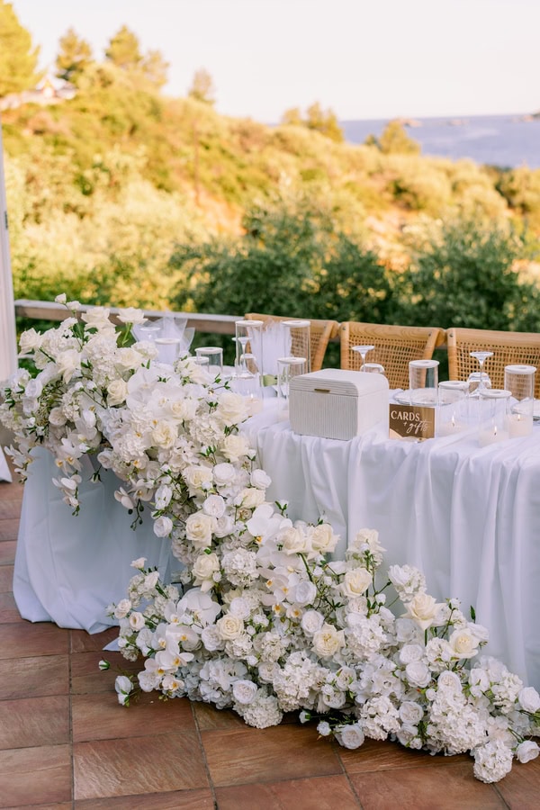 Timeless Chic Wedding White Florals Laconia