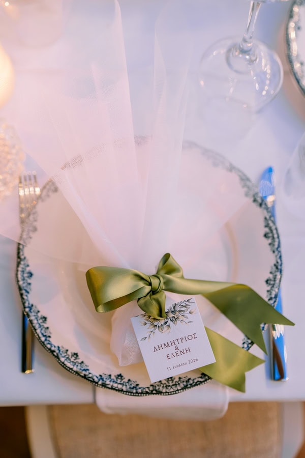 Timeless Chic Wedding White Florals Laconia