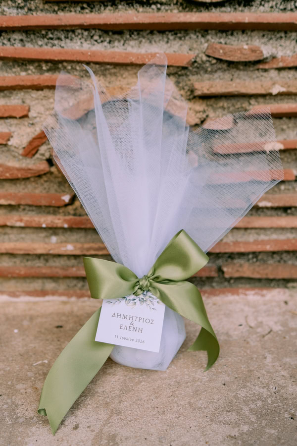 Timeless Chic Wedding White Florals Laconia