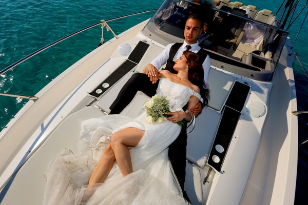 Timeless Wedding With White Roses