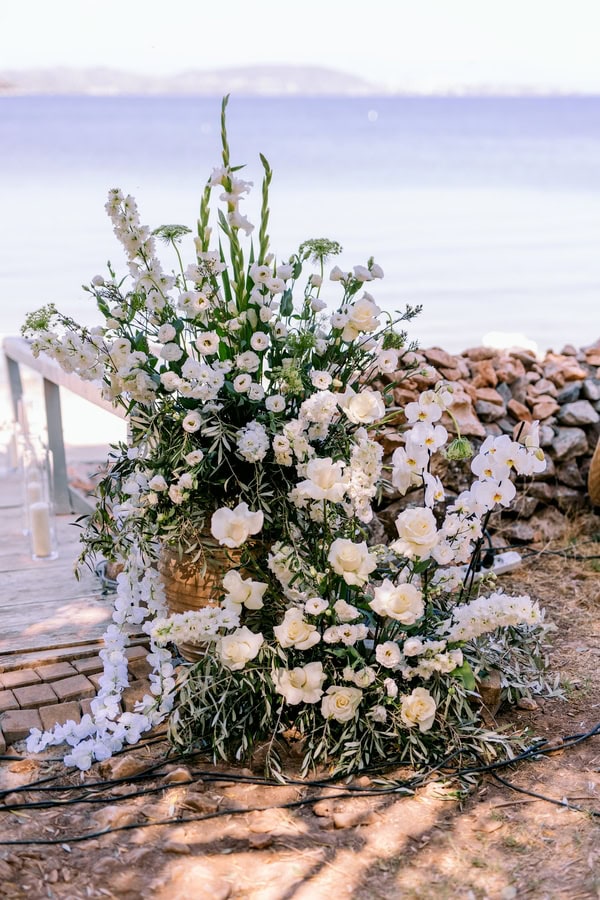 Unique Mani Wedding With Mediterranean Details And Flowers