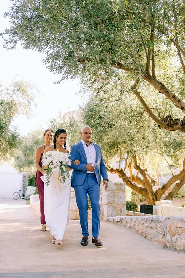 Unique Mani Wedding With Mediterranean Details And Flowers