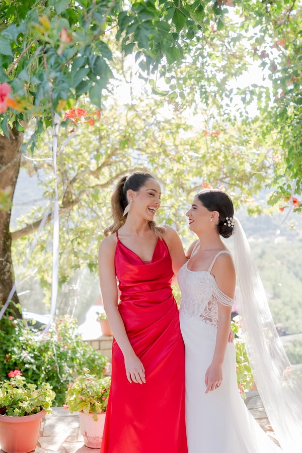 Chic Summer Wedding Kalamata White Flowers