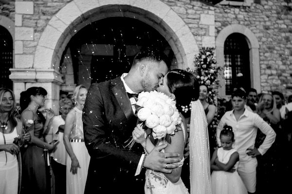 Chic Summer Wedding Kalamata White Flowers
