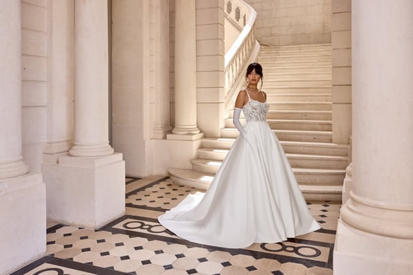 Modern Romantic Wedding Dresses Adore Justin Alexander Fall Winter