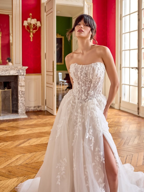 Modern Romantic Wedding Dresses Adore Justin Alexander Fall Winter