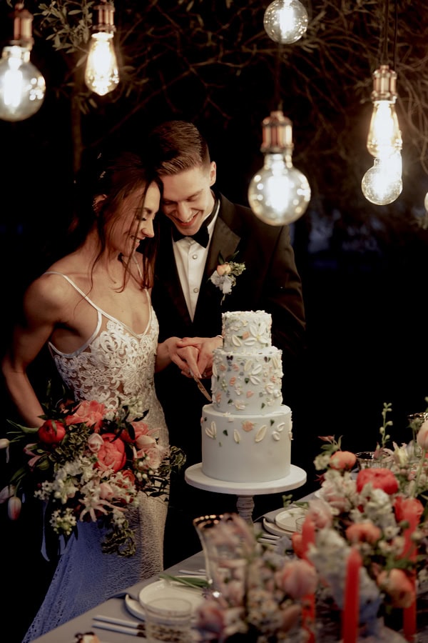 Romantic Styled Shoot Floral Arrangements Tiered Cake