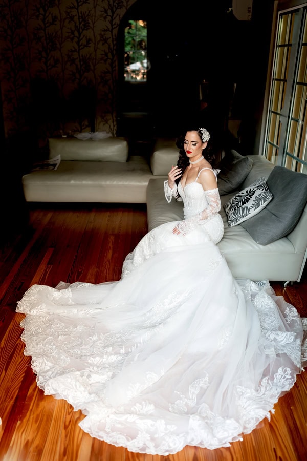 Romantic Summer Wedding White Flowers Modern Details