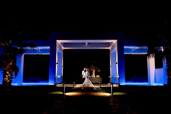 Romantic Summer Wedding White Flowers Modern Details