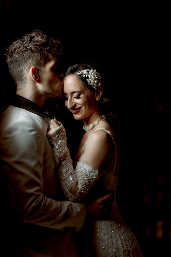 Romantic Summer Wedding White Flowers Modern Details
