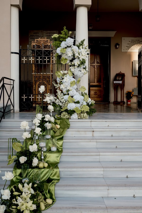 Romantic Wedding Kalamata White Flowers Chic Details