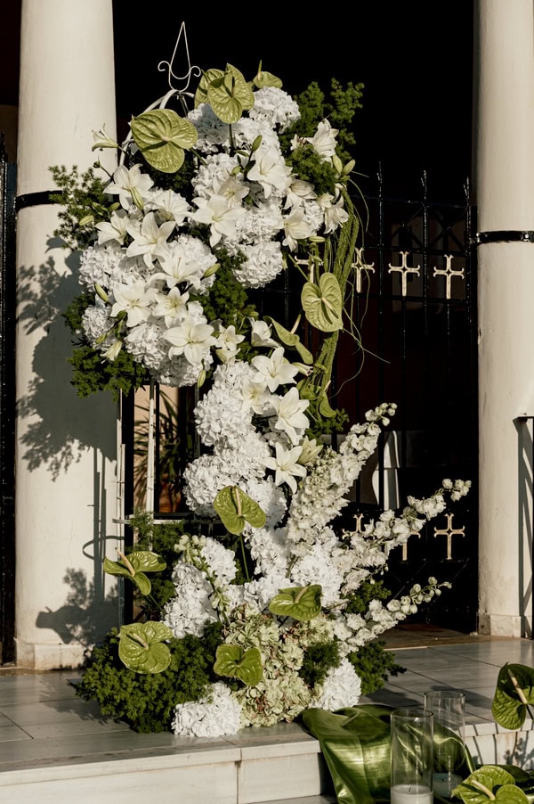 Romantic Wedding Kalamata White Flowers Chic Details