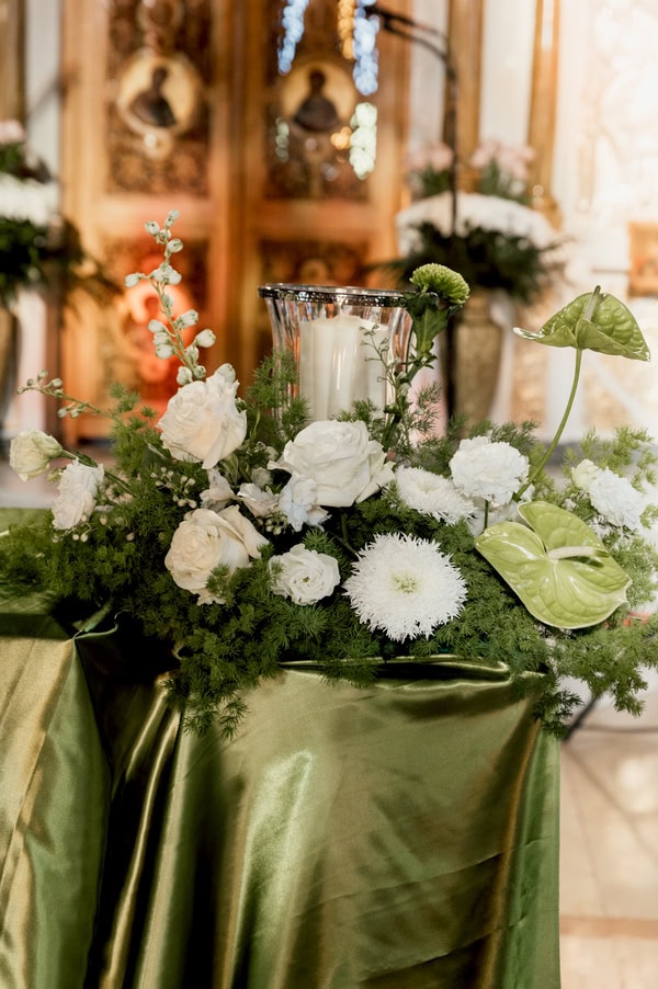 Romantic Wedding Kalamata White Flowers Chic Details