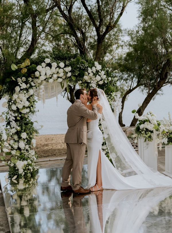 Chic Wedding Lesvos White Orchids Calla Lilies