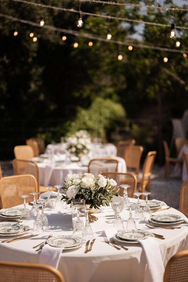 Destination Wedding Crete Minimal White Decoration