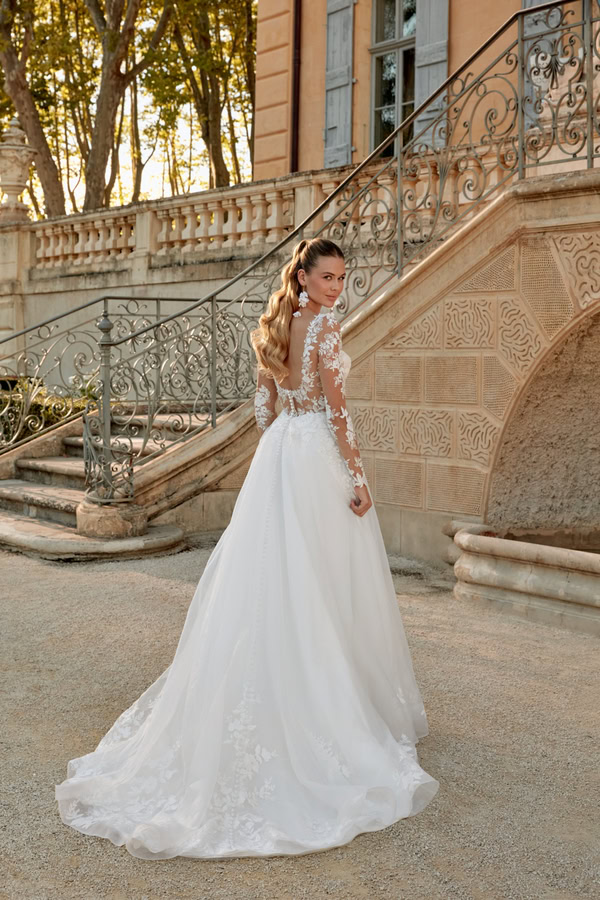 Justin Alexander Sincerity Romantic Bridal Look