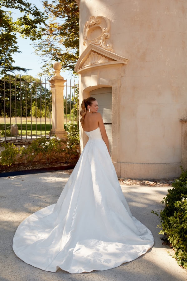Justin Alexander Sincerity Romantic Bridal Look