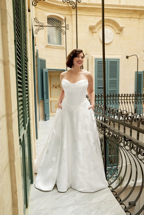 Justin Alexander Sincerity Romantic Bridal Look