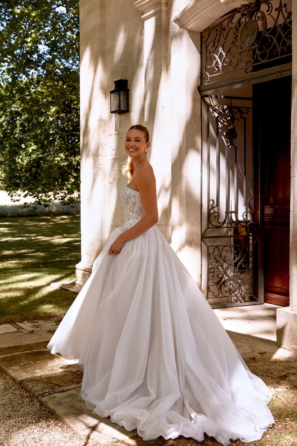 Justin Alexander Sincerity Romantic Bridal Look