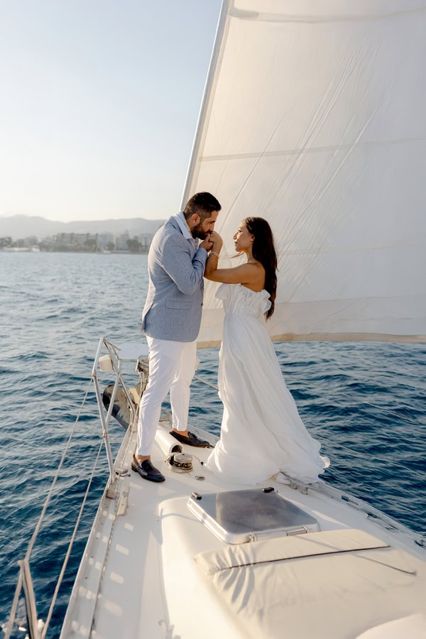 Styled Shoot At Sea Blue Summer Wedding Inspiration